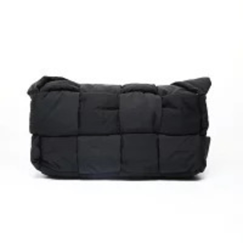 Bottega Veneta Padded Tech Cassette Maxi Shoulder Bag Black